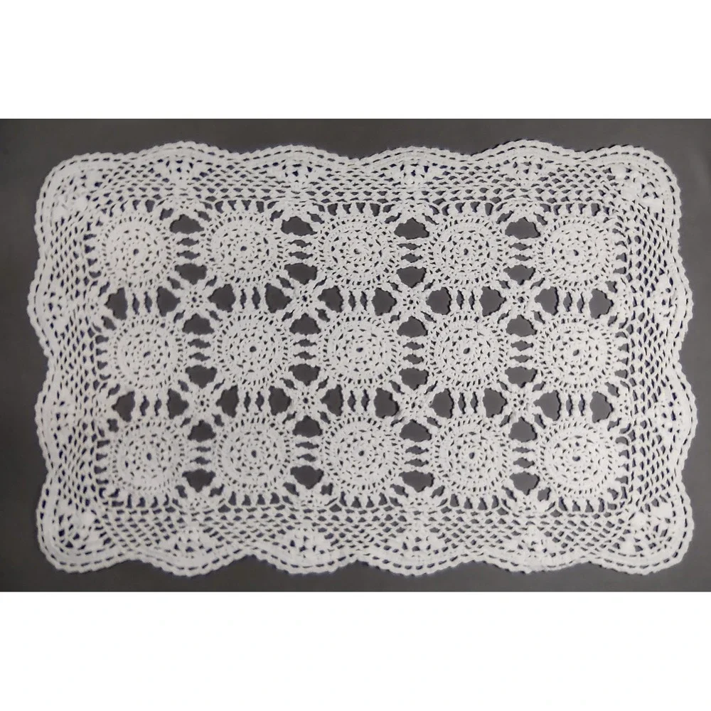 Vtg handmade crochet cotton doilie, cream, 12